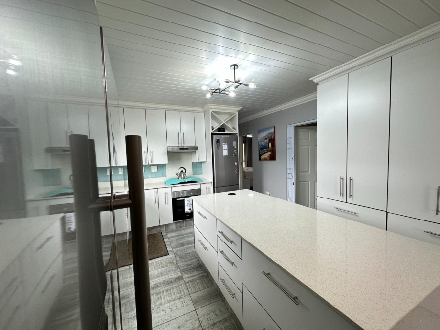 2 Bedroom Property for Sale in Island View Western Cape